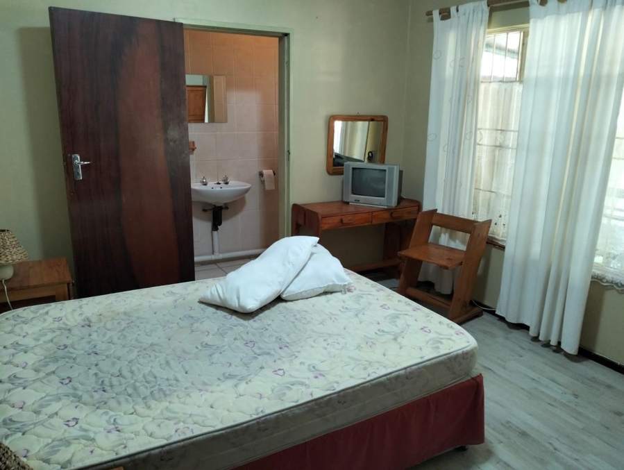 9 Bedroom Property for Sale in Bayswater Free State